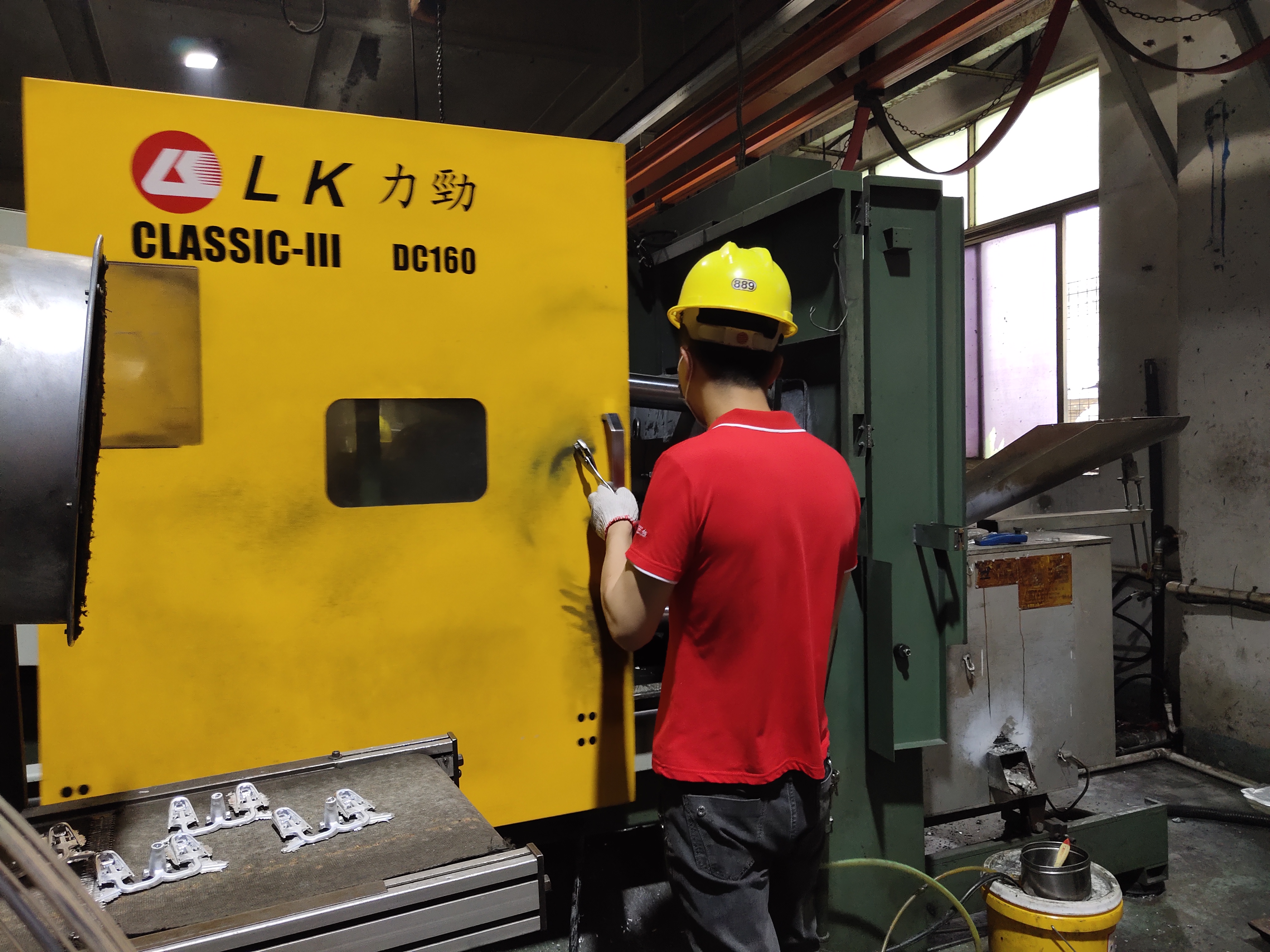 锌合金压铸件在生产过程中的常见问题